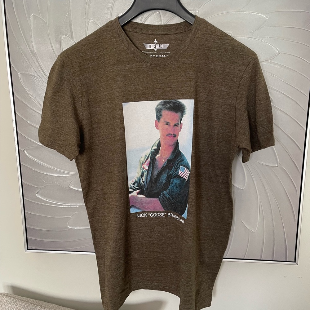 Lucky Brand TOP GUN NICK ‘GOOSE’ BRADSHAW graphic tee Green Men’s MEDIUM NWOT